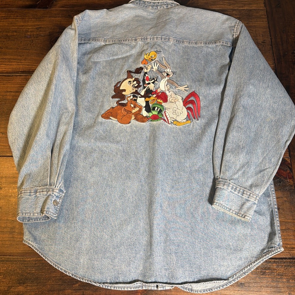 Vintage Warner Bros Looney Tunes Denim Shirt Small Embroidered Bugs Bunny 90s